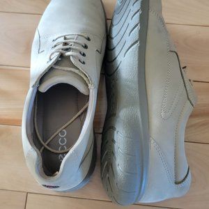 Ladies Ecco Shoes